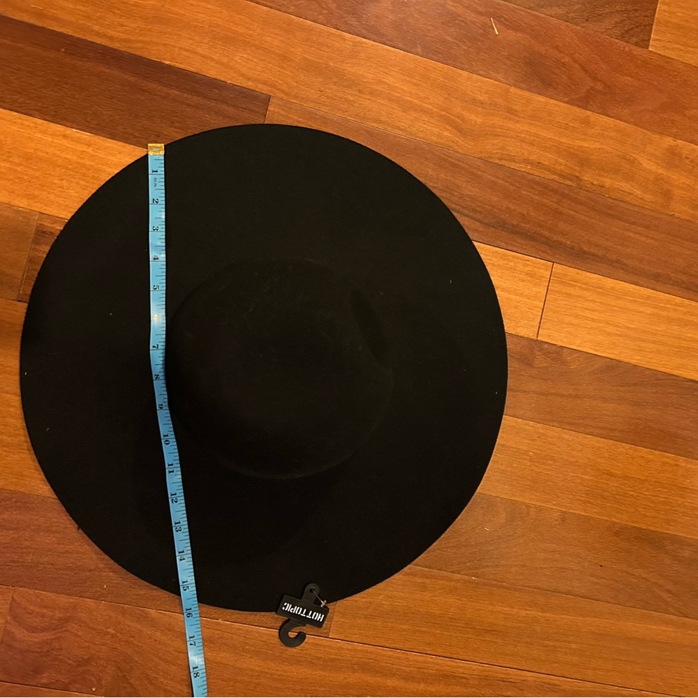 Black and Purple Celestial Wide Brim Floppy Hat NWT - Picture 7 of 7